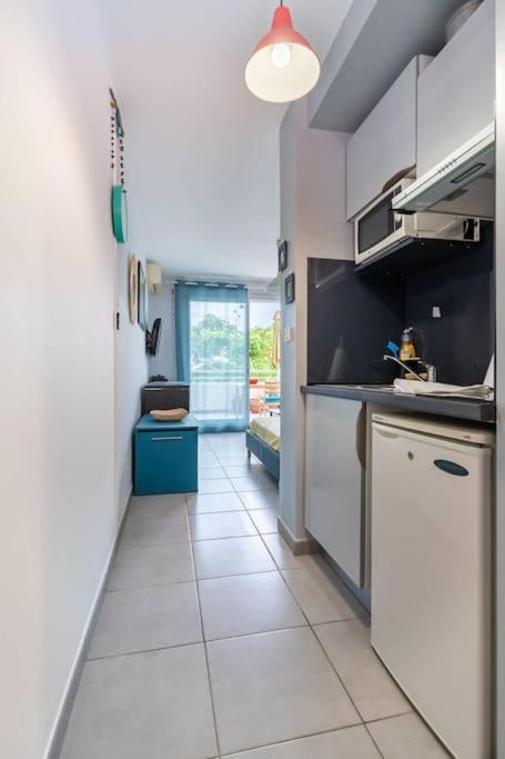 Flamboyant - Studio 2 Personnes Avec Lit De Qualite Hoteliere Separable Pour Couple Ou Amis Avec Tres Belle Terrasse A 12 Min A Pied Ou 4 Min En Voiture Du Lagon De L'Ermitage - St Gilles Les Bains La Saline Le Bains Exteriör bild
